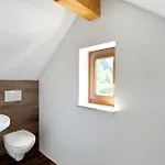 Haus Erika 2 アパート