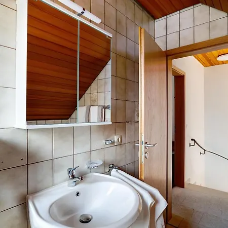 Haus Erika 2 Apartment